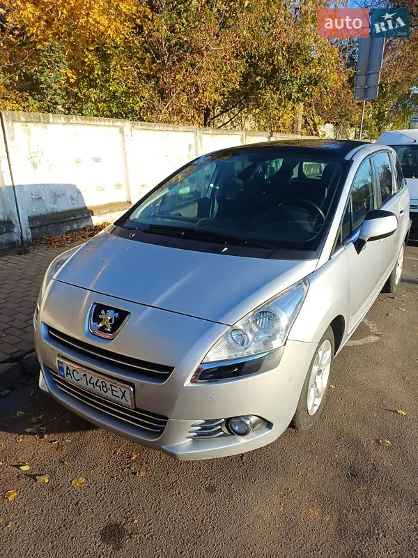 2010 peugeot 5008
