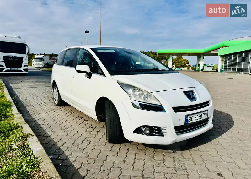 2013 peugeot 5008