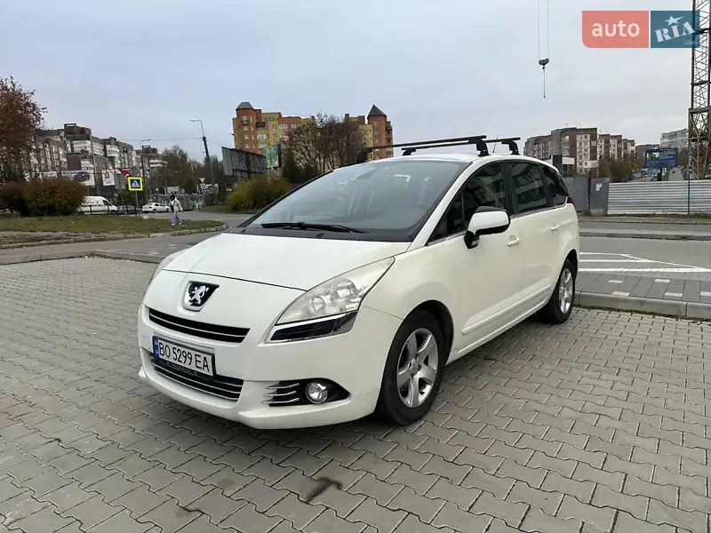 2011 peugeot 5008