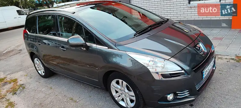 2010 peugeot 5008
