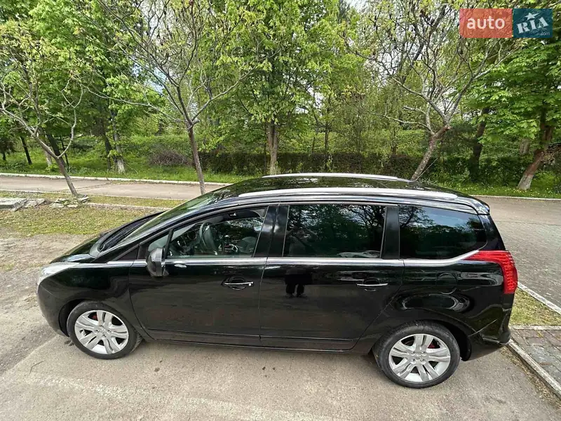 2013 peugeot 5008