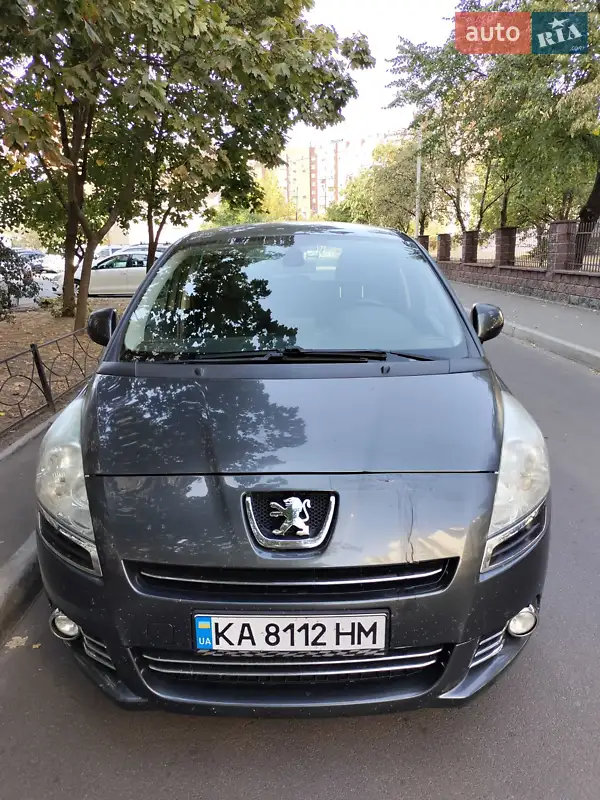 2013 peugeot 5008
