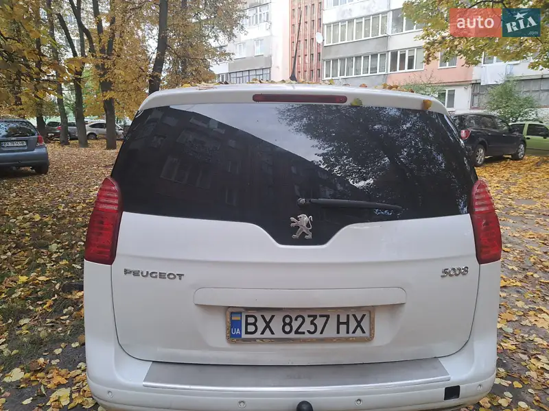 2013 peugeot 5008