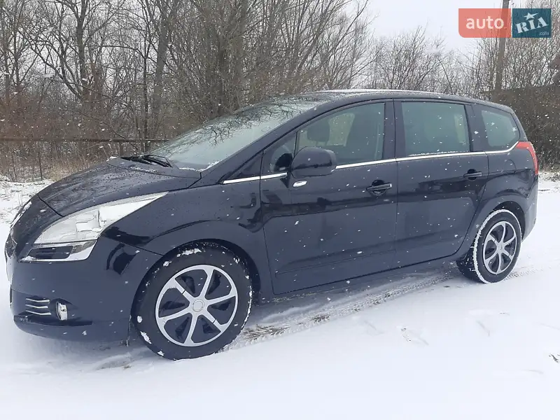 2013 peugeot 5008