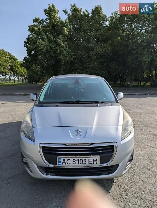2014 peugeot 5008