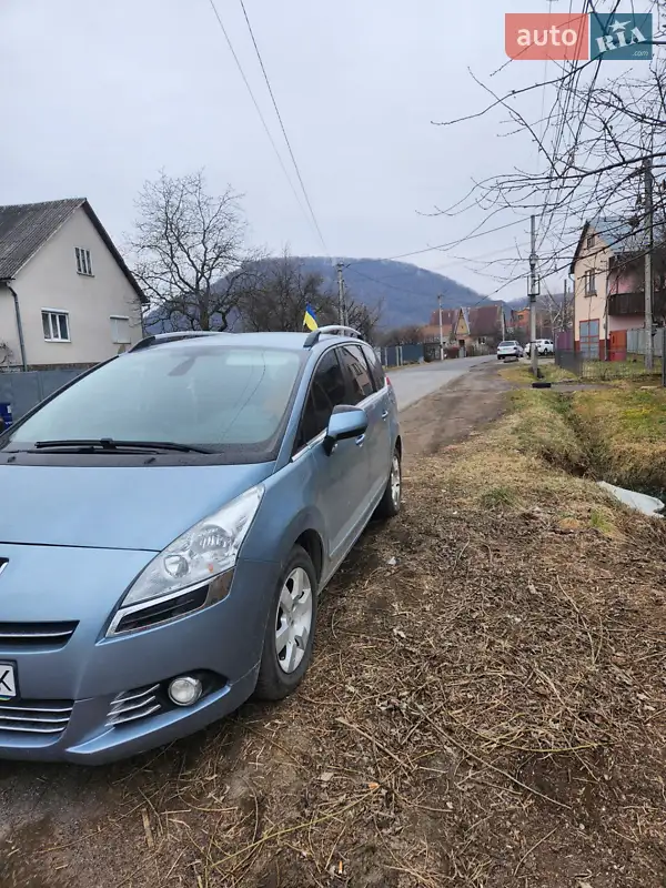 2010 peugeot 5008