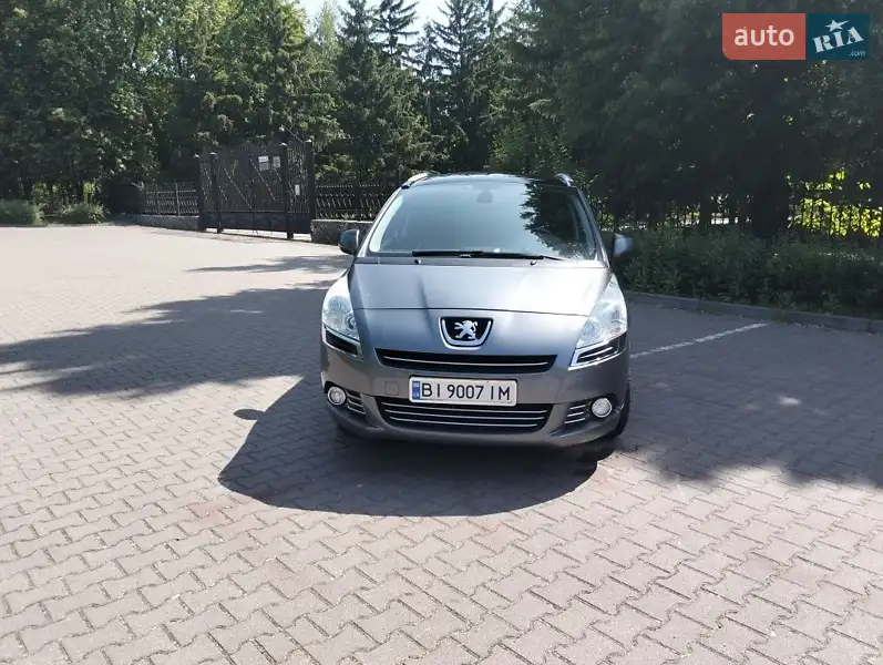 2011 peugeot 5008
