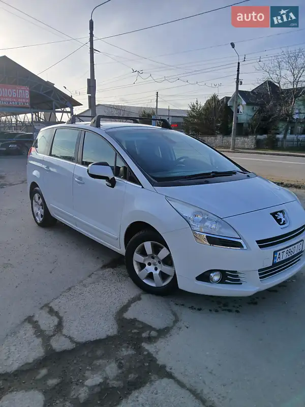 2011 peugeot 5008