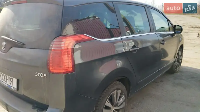 2010 peugeot 5008