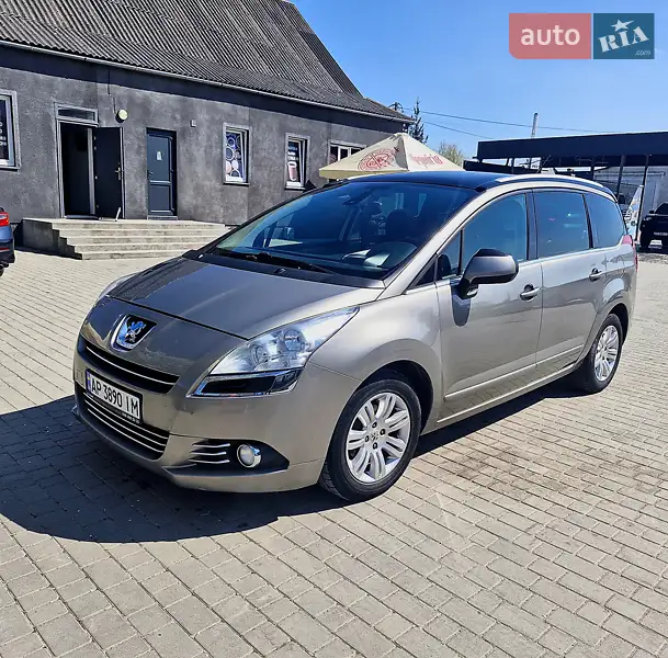 2010 peugeot 5008