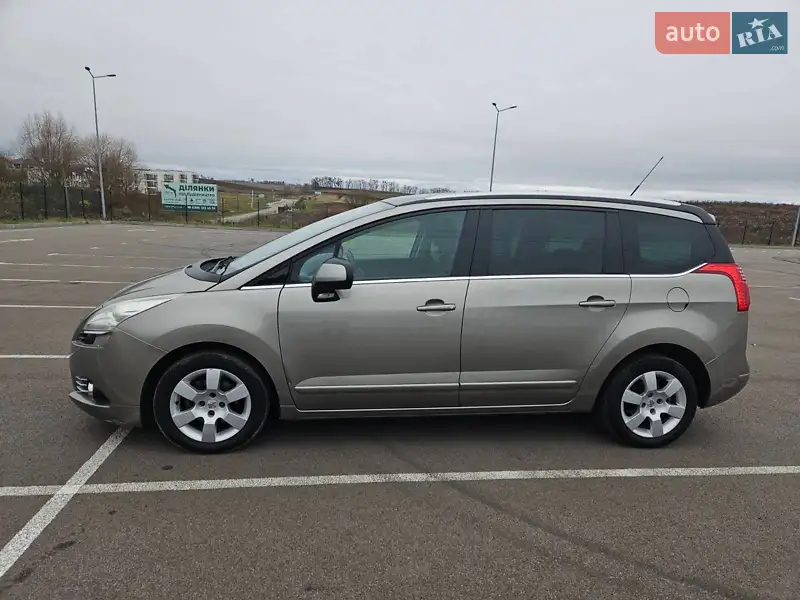 2010 peugeot 5008