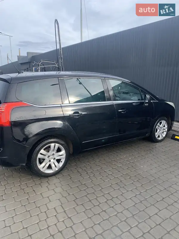 2009 peugeot 5008
