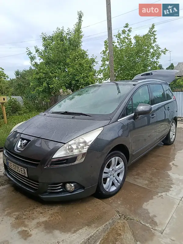 2011 peugeot 5008