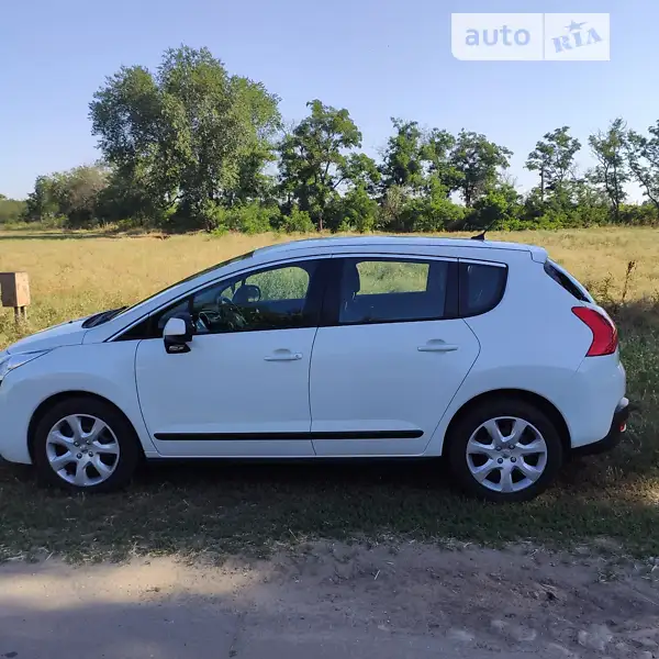 2011 peugeot 3008