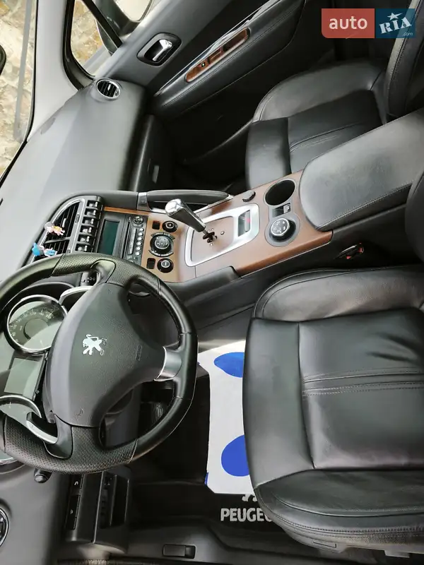 2011 peugeot 3008