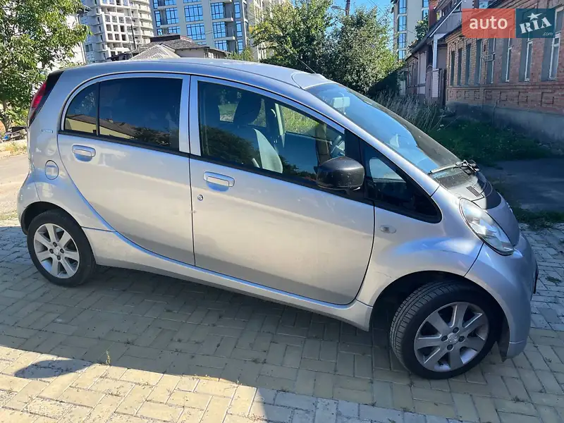 2012 peugeot ion