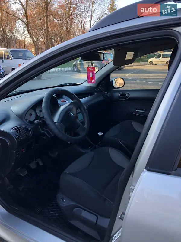 2004 peugeot 206