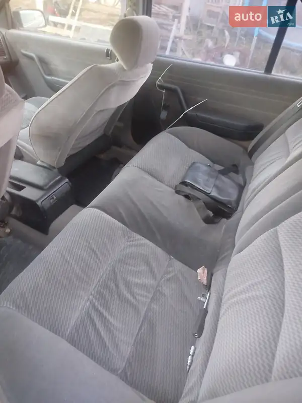 1993 peugeot 605