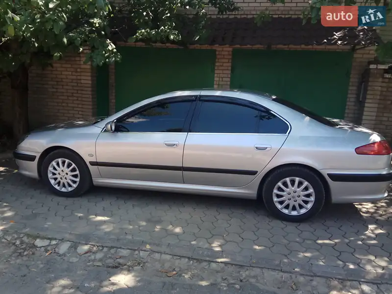 2004 peugeot 607