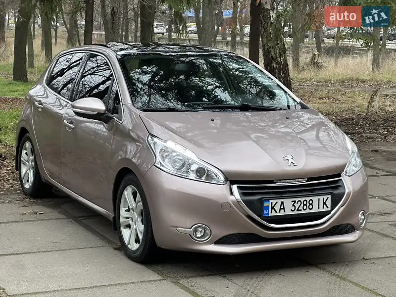 2013 peugeot 208