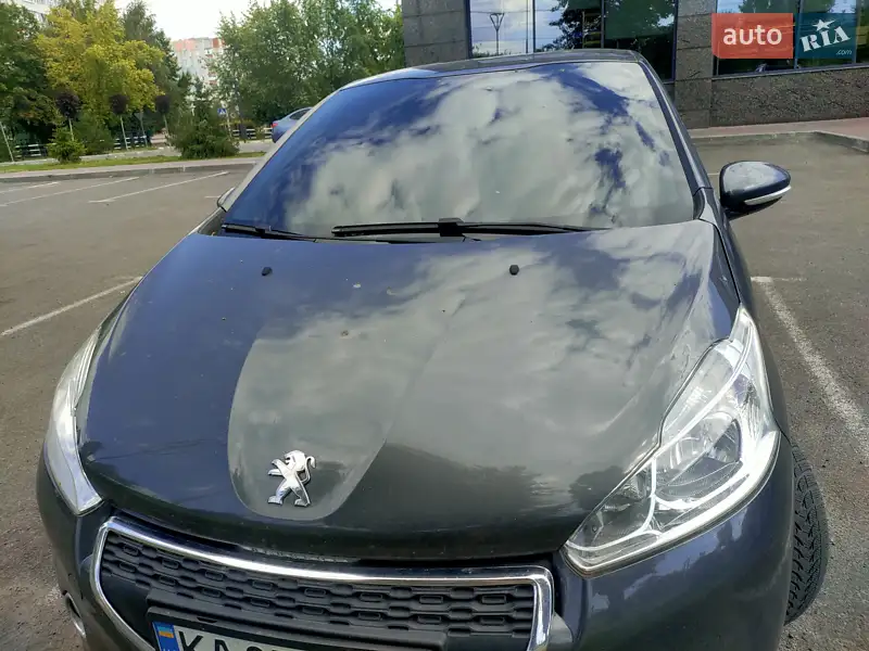 2012 peugeot 208