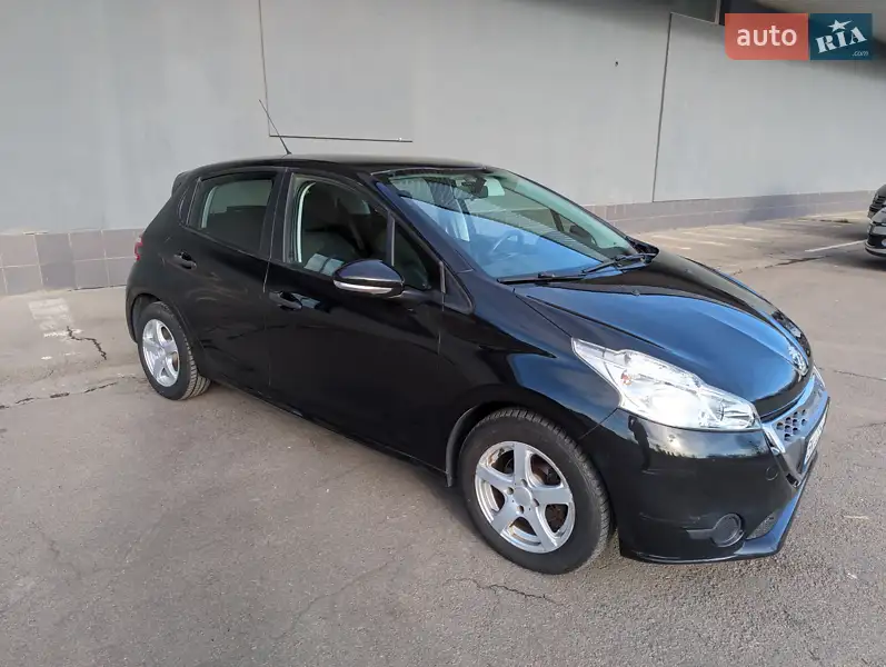 2012 peugeot 208