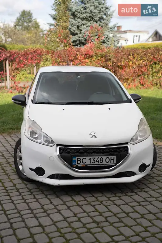 2013 peugeot 208