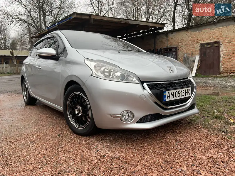 2013 peugeot 208