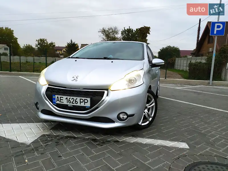 2013 peugeot 208