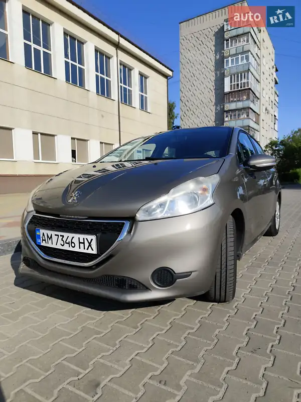 2013 peugeot 208