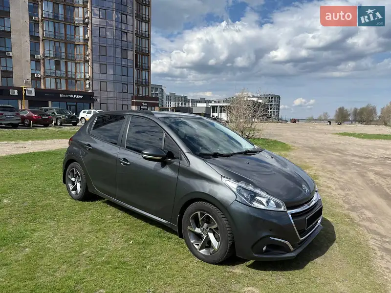 2017 peugeot 208