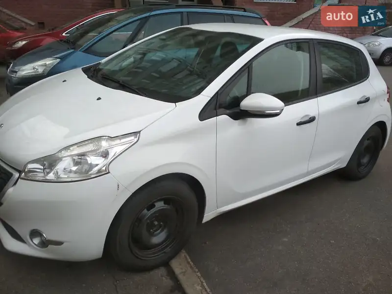 2013 peugeot 208