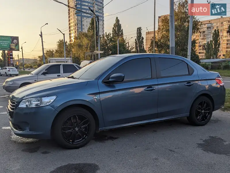 2015 peugeot 301
