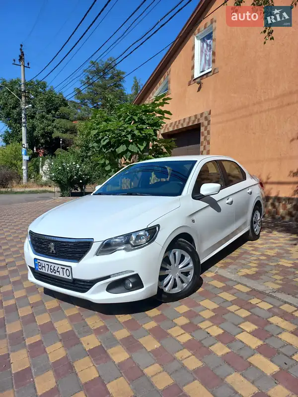 2019 peugeot 301