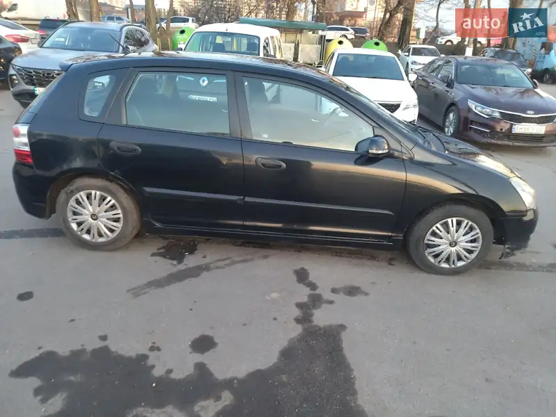 2004 peugeot 301