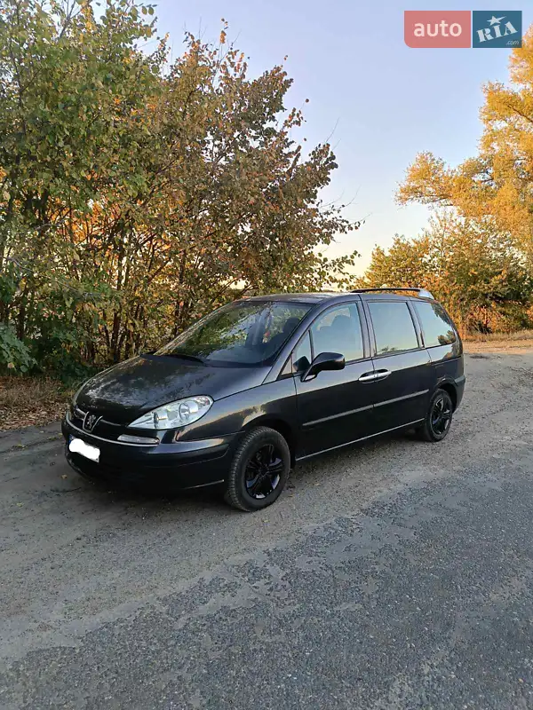 2003 peugeot 807