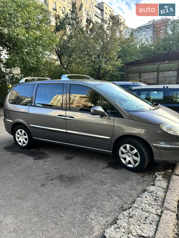2011 peugeot 807