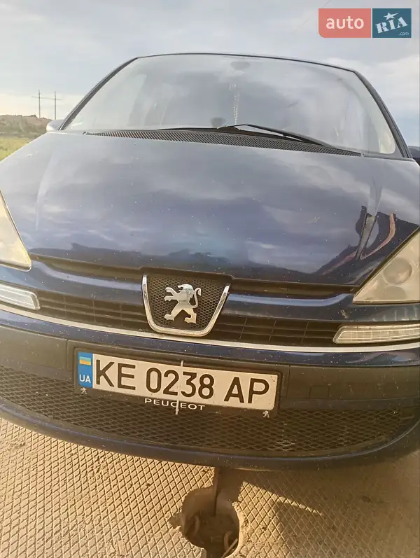 2003 peugeot 807