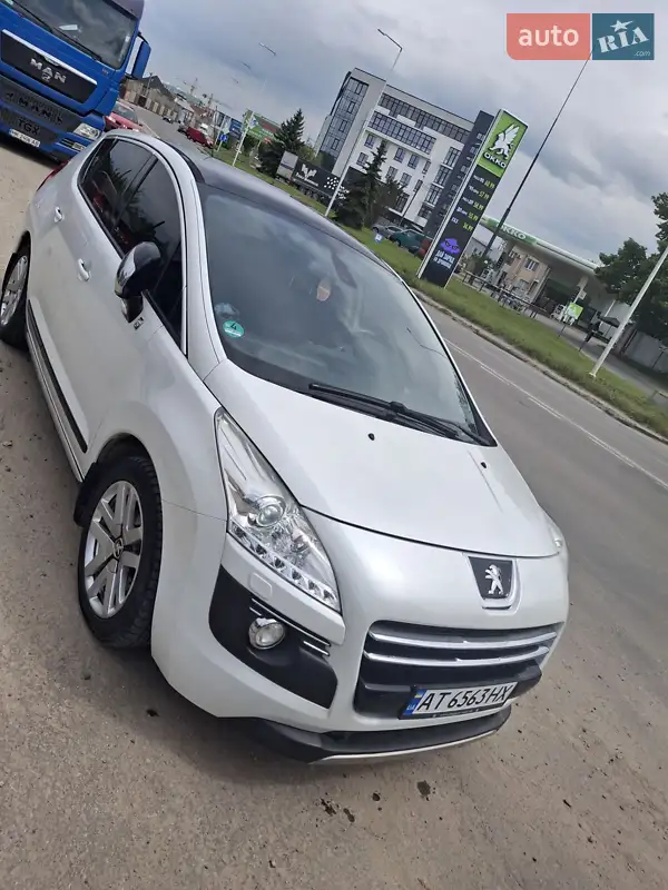 2012 peugeot 3008