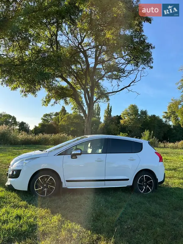 2012 peugeot 3008