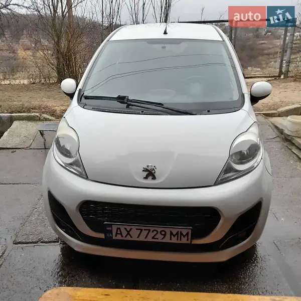 2012 peugeot 107