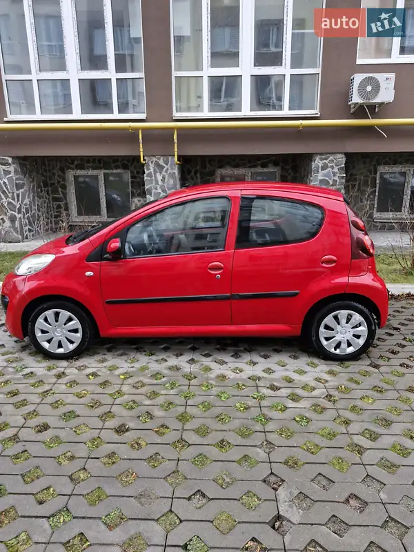 2012 peugeot 107