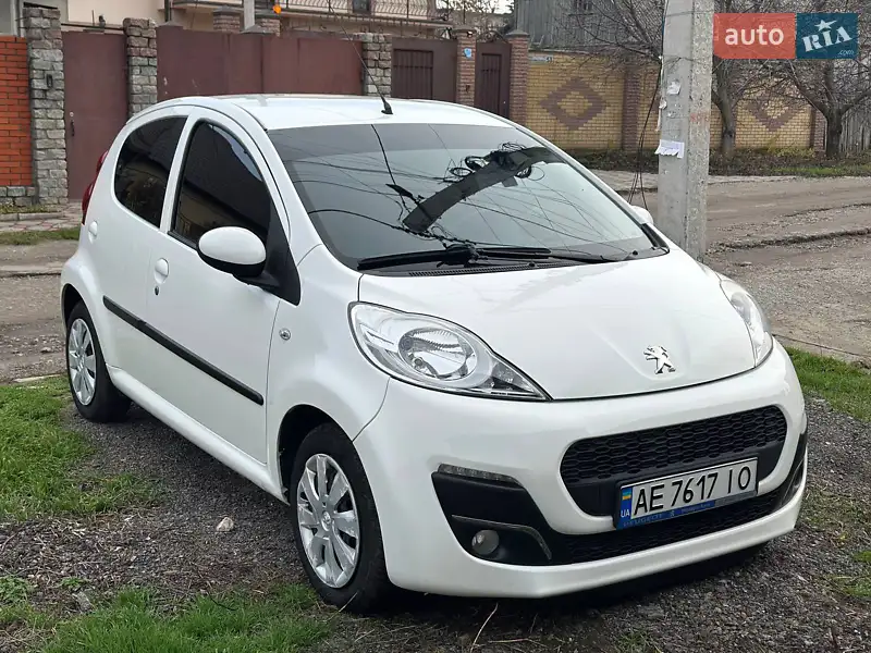 2012 peugeot 107