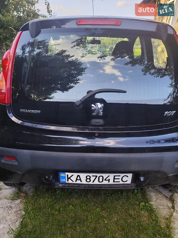 2012 peugeot 107