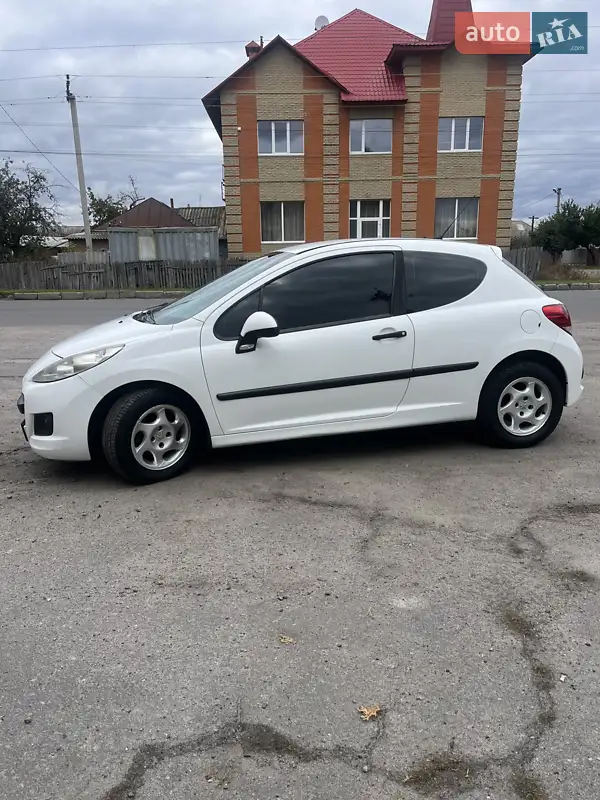 2010 peugeot 207