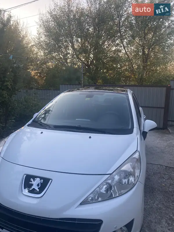 2012 peugeot 207
