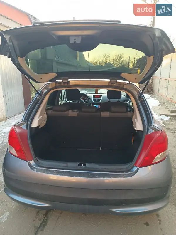 2011 peugeot 207
