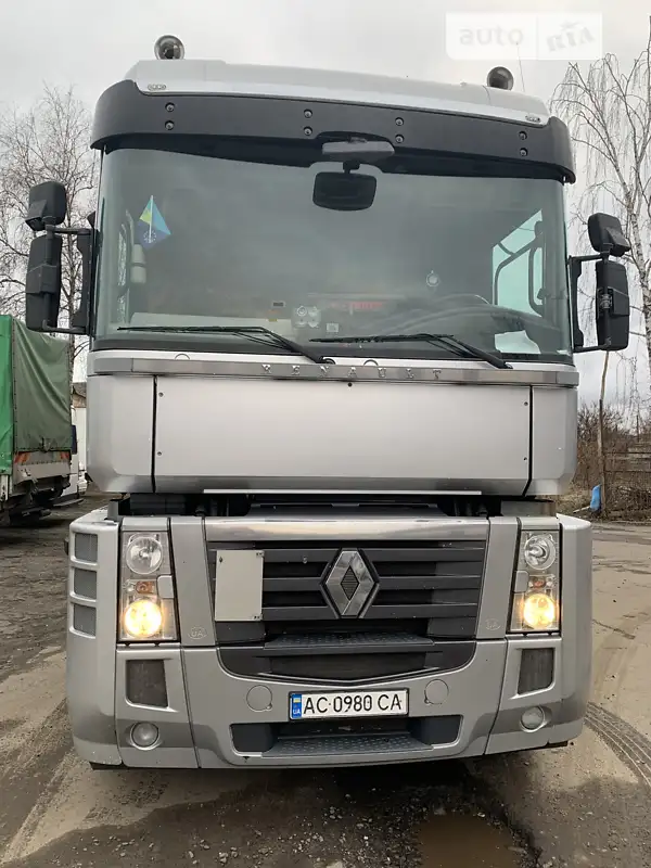 2011 renault magnum 520dxi