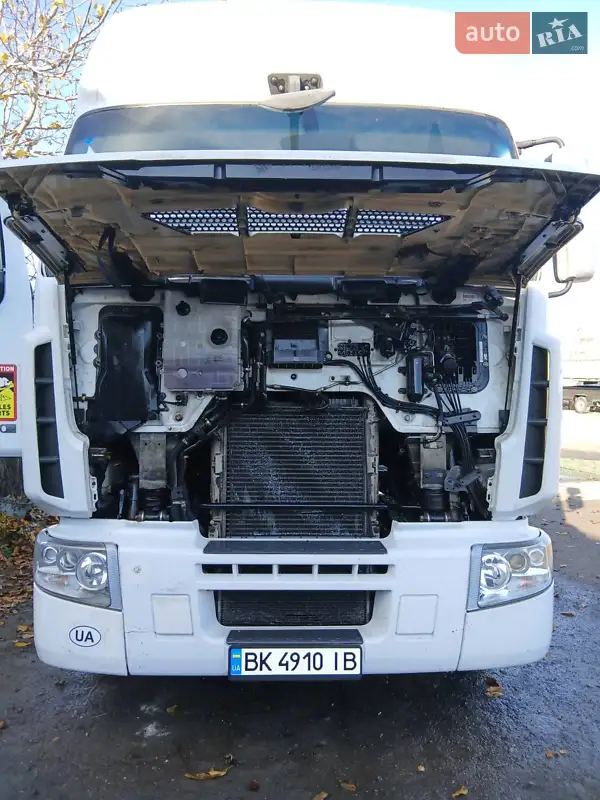 2012 renault premium
