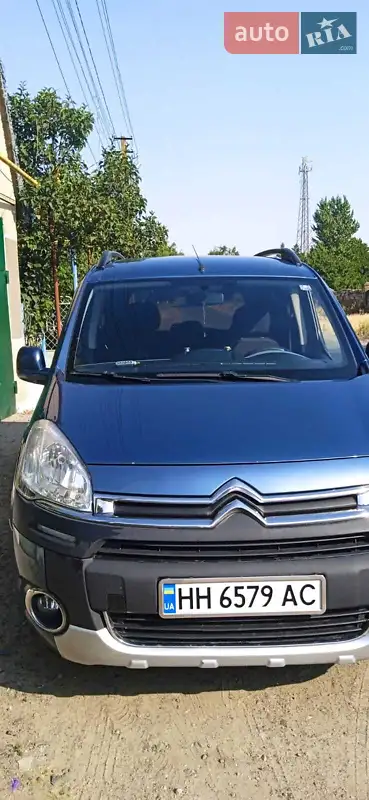 2012 citroen berlingo
